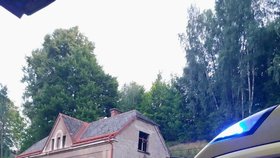 V Úpici hořel rodinný dům.