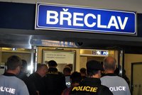Slovák se rok vyhýbal českému vězení: Lapili ho v Břeclavi ve vlaku