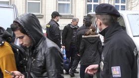 Nevděční uprchlíci, kteří z Česka přešli nelegálně do Německa, se brání vyhoštění u soudu.