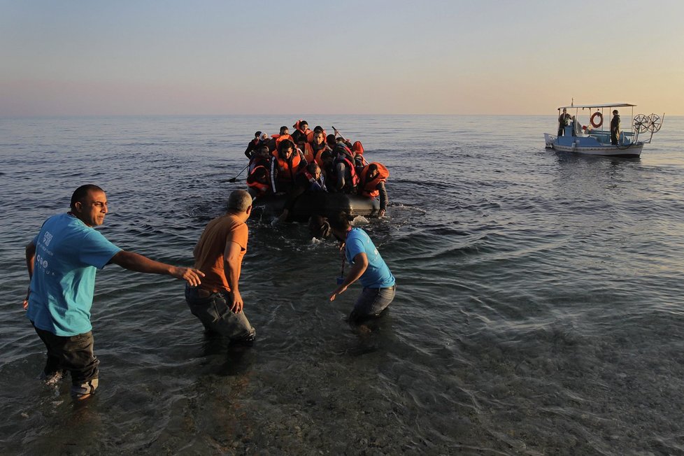 Listopad 2015: Uprchlíci na řeckém ostrově Lesbos