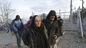 Ekonomické imigranty Řecko nechce, 267 jich vyhostilo zpět do Turecka.