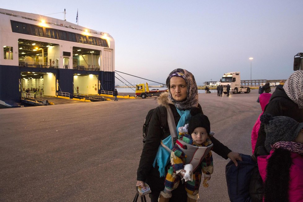 Uprchlíci, kteří dorazili z Turecka do Řecka