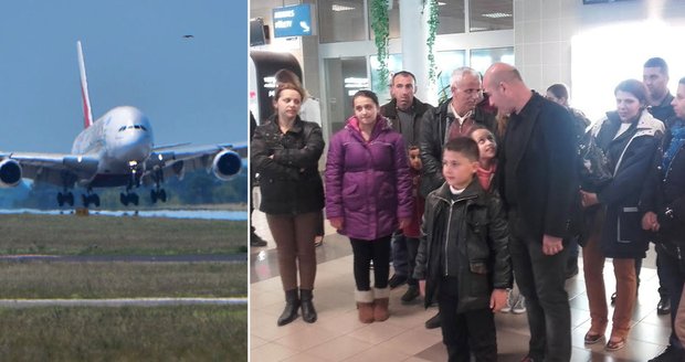Devět dětí, šest mužů a žen: Další uprchlíci z Iráku jsou v Česku