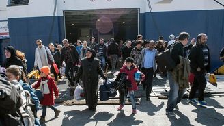 Řím otočil v uprchlické politice. Prosazuje přerozdělování migrantů