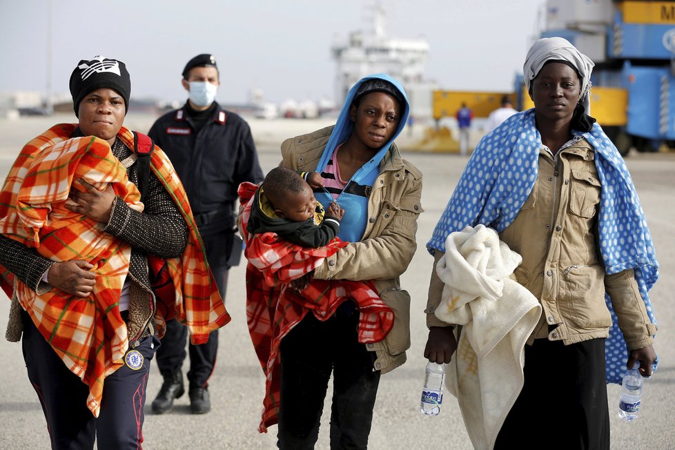 Česko podle Chovance do voleb žádného migranta nepřijme.