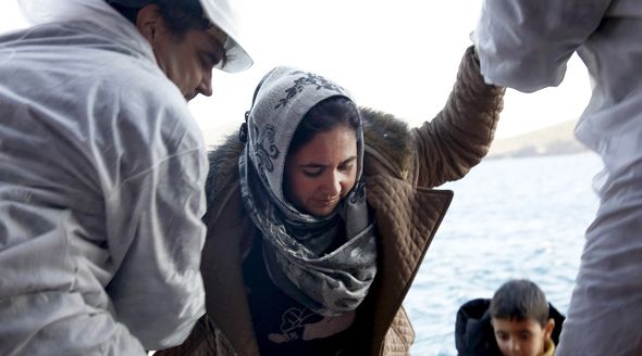 Italská pobřežní stráž vylovila z moře za jediný den 1361 migrantů.