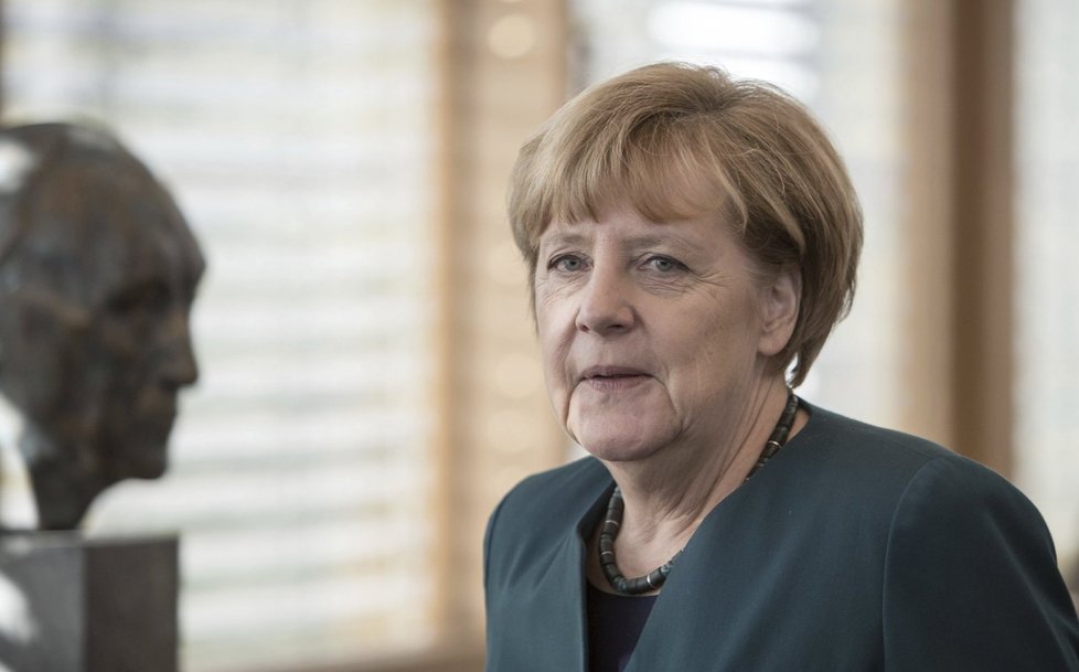 Německá kancléřka si dle redakce časopisu TIME zasloužila titul kvůli svému přístupu k uprchlíkům.