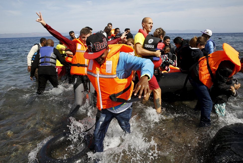 Člunem na ostrov Lesbos