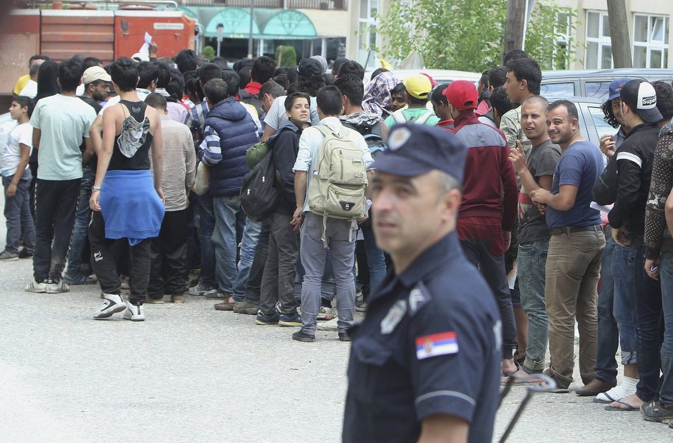 Maďarská policie řeší problémy s ilegálními uprchlíky