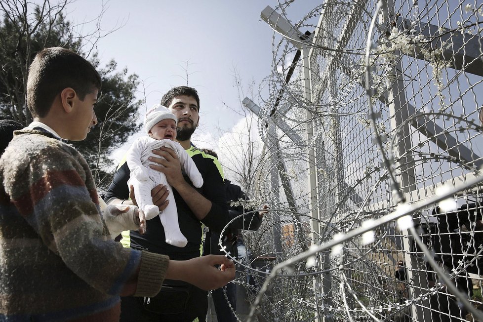 Ekonomické imigranty Řecko nechce, 267 jich vyhostilo zpět do Turecka.