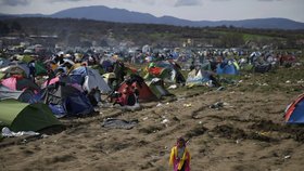 Uprchlíci na řecko-makedonské hranici