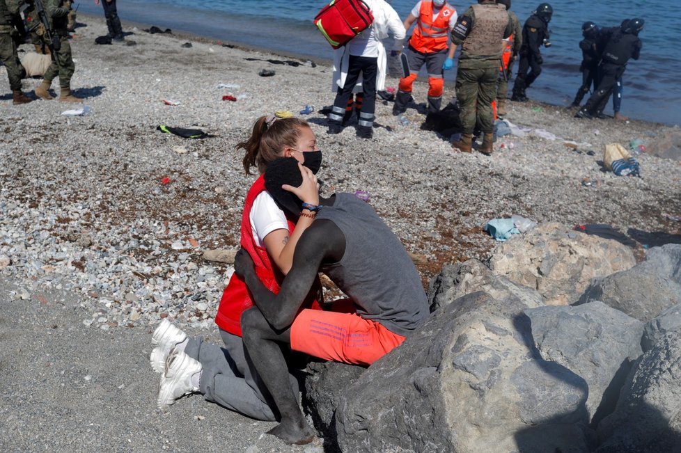 Uprchlíci často na moři riskují svůj život