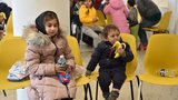 Bolesti hlavy, zubů i uší: Ukrajinské rodiny zaplnily hotel v Hostivaři, jsou mezi nimi nemocné děti