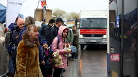 Uprchlíci z Ukrajiny na polsko-ukrajinské hranici