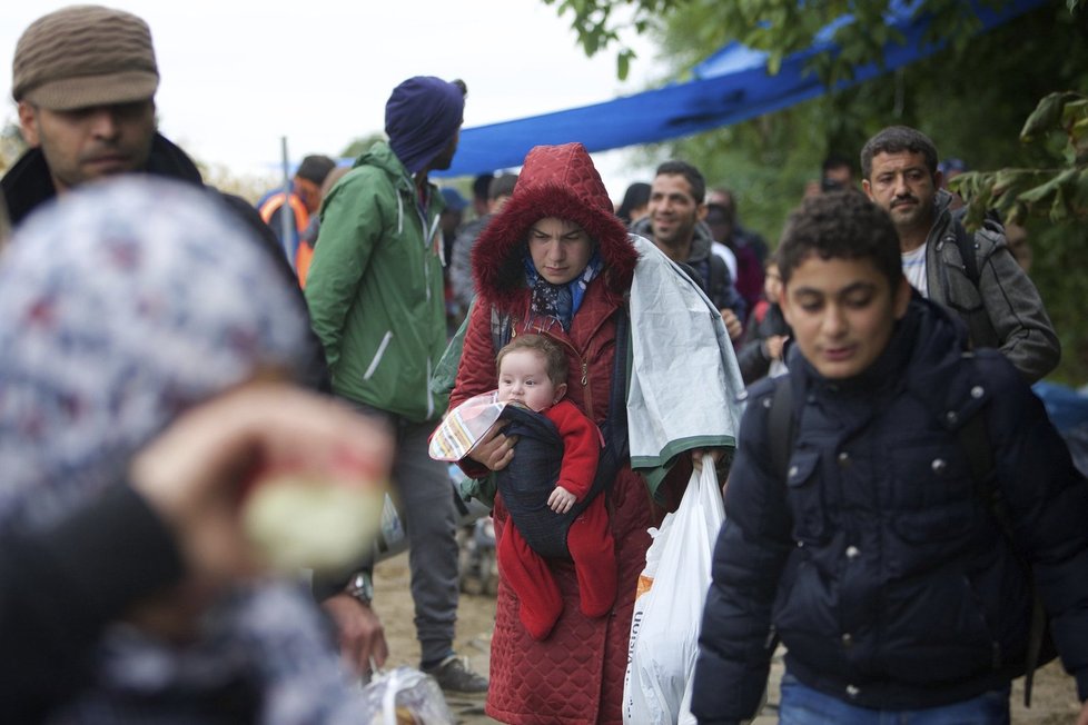 Někteří uprchlíci se vybavili dobře, jiným pomohly humanitární organizace