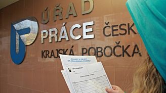 Jiří Štefek: Pracákový strašák se po letech vrací. Proč se zvyšuje nezaměstnanost? Jiří Štefek: Pracákový strašák se po letech vrací. Proč se zvyšuje nezaměstnanost?