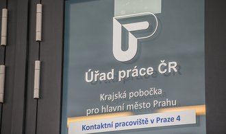 Nezaměstnanost v Česku vzrostla na 3,4 procenta. Očekává se další růst v září