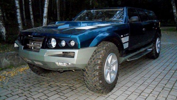 Už jste viděli Uran? Ruské SUV s 16litrovou V6 vzniklo v jediném exempláři