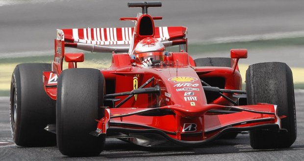 Michael Schumacher memenangkan total tujuh gelar juara dunia. Michael Schumacher memenangkan total tujuh gelar juara dunia.