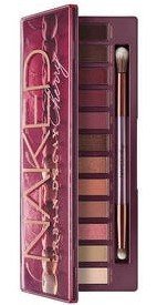 Paletka očních stínů Urban Decay Naked Cherry, 1540 Kč, koupíte v kamenných prodejnách Sephora