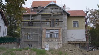 Arnoldova vila v Brně: Záchrana chátrající památky míří do finále. Čeká ji nová tvář i návrat ke kořenům 