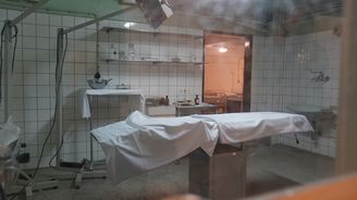 Vojenská nemocnice pod zemí: Co vše skrývá kryt? Funkční zdravotnickou zálohu i vzpomínky na doby minulé