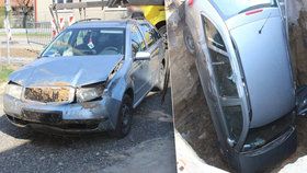 Žena na Prostějovsku objížděla náklaďák a zahučela do výkopu: V neoznačené díře skončilo celé auto