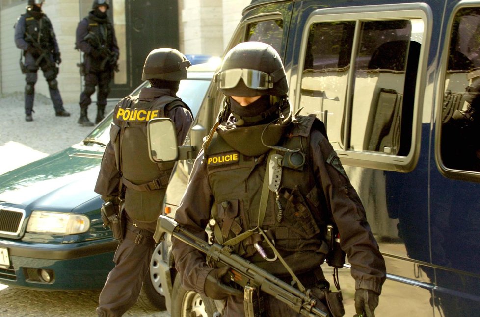 URNA na Blízkém Východě: Elitní policisté budou chránit ambasády.