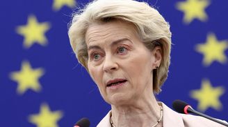 EU představila nový balíček sankcí proti Rusku. Cílí na,banky i plynovody EU představila nový balíček sankcí proti Rusku. Cílí na,banky i plynovody