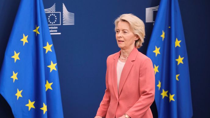 Šéfka Evropské komise Ursula von der Leyenová. Šéfka Evropské komise Ursula von der Leyenová.