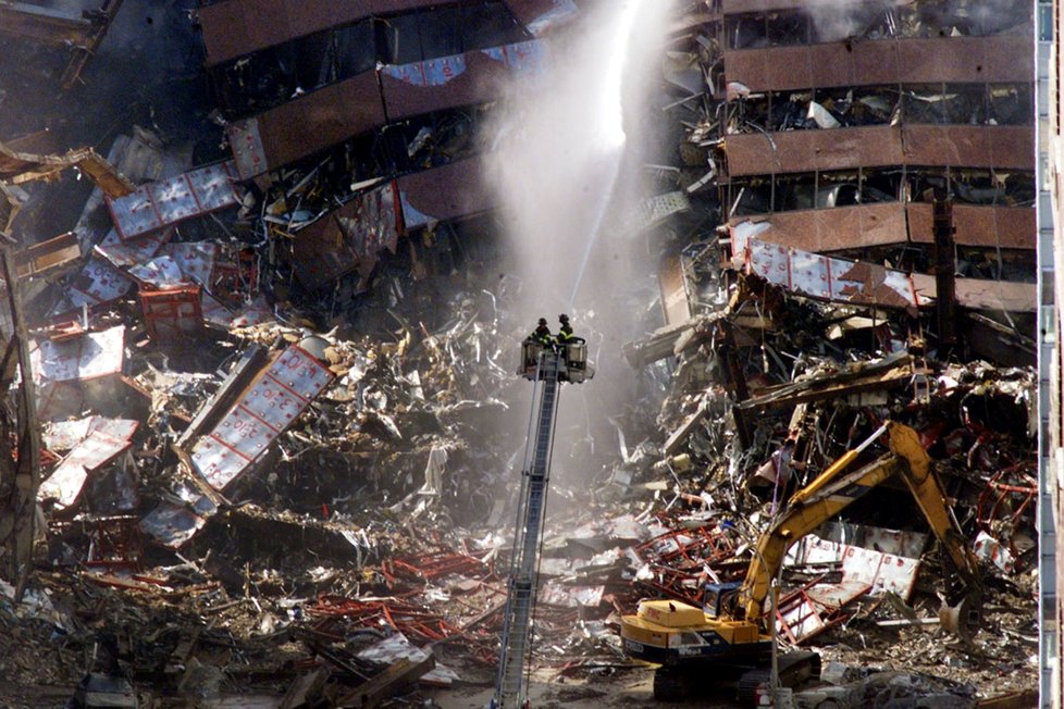 Ruiny Světového obchodního centra po útoku z 11. září 2001