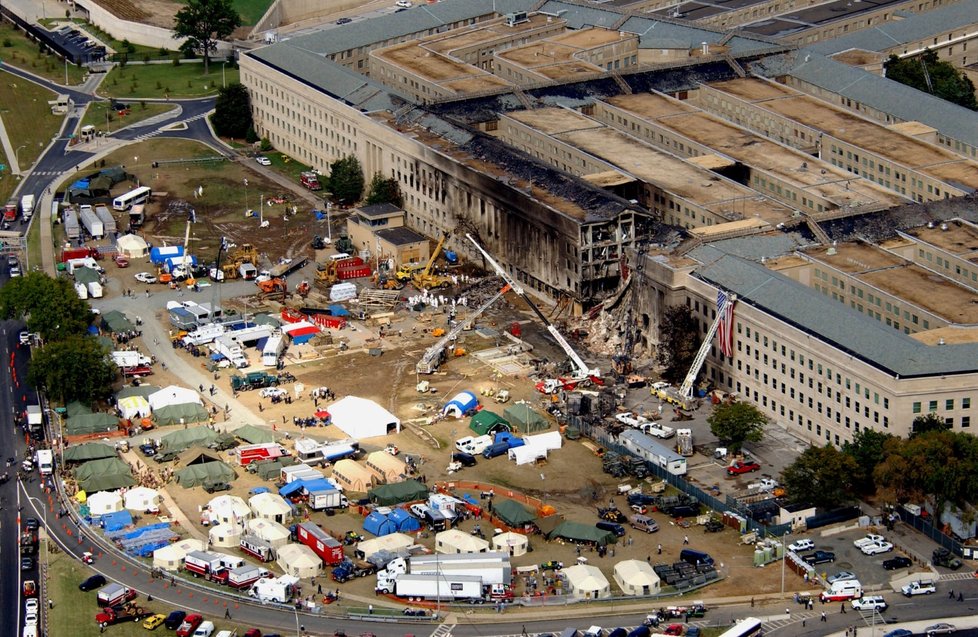 Pentagon po útoku 11. září 2001