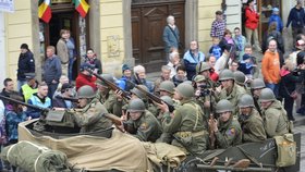 70 let od konce druhé světové: Americké tanky v Plzni a velkolepé prvomájové oslavy osvobození