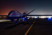 Ruská stíhačka zasáhla americký dron, zřítil se do Černého moře. Hazard, hřímá Bílý dům