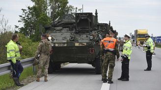 Konvoje americké armády musely být v Česku zastaveny kvůli dopravním komplikacím