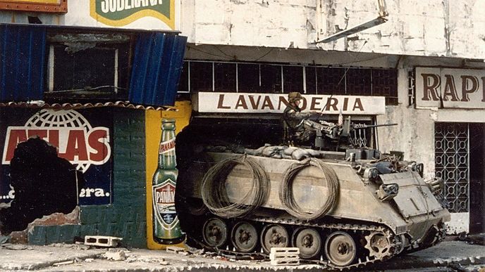 Invaze amerických vojsk do Panamy v roce 1989