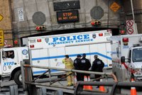 13 mrtvých: Ukazatel odstřihl autobusu střechu!