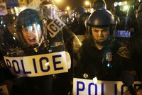Další policisté obviněni: Na svědomí mají smrt černocha