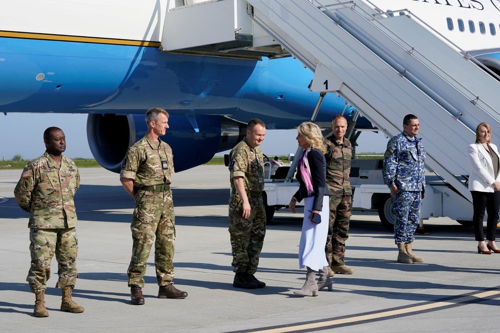 První dáma USA Jill Bidenová u amerických vojáků v Rumunsku
