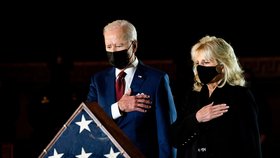 Prezident Joe Biden s manželkou Jill