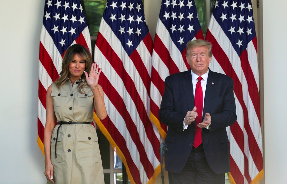 Prezident USA Donald Trump s manželkou Melanií.