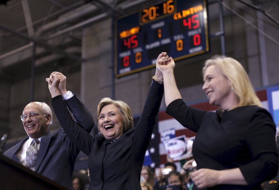 Newyorská senátorka Kirsten Gillibrandová oznámila svou kandidaturu na post prezidentky Spojených států. Senátorka je dlouholetou spojenkyní neúspěšné prezidentské kandidátky Hillary Clintonové.