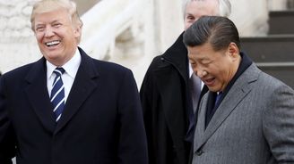 Trump může uvalit cla na čínské zboží v hodnotě více než bilionu korun