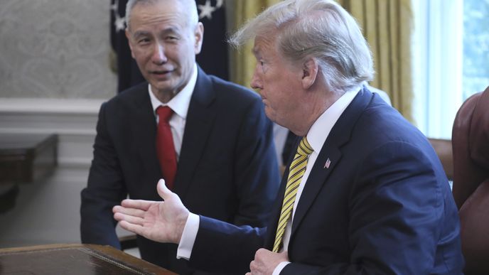 Americký prezident Donald Trump jednal s čínským vicepremiérem Liouem o konci obchodní války mezi Čínou a USA, (5.04.2019).