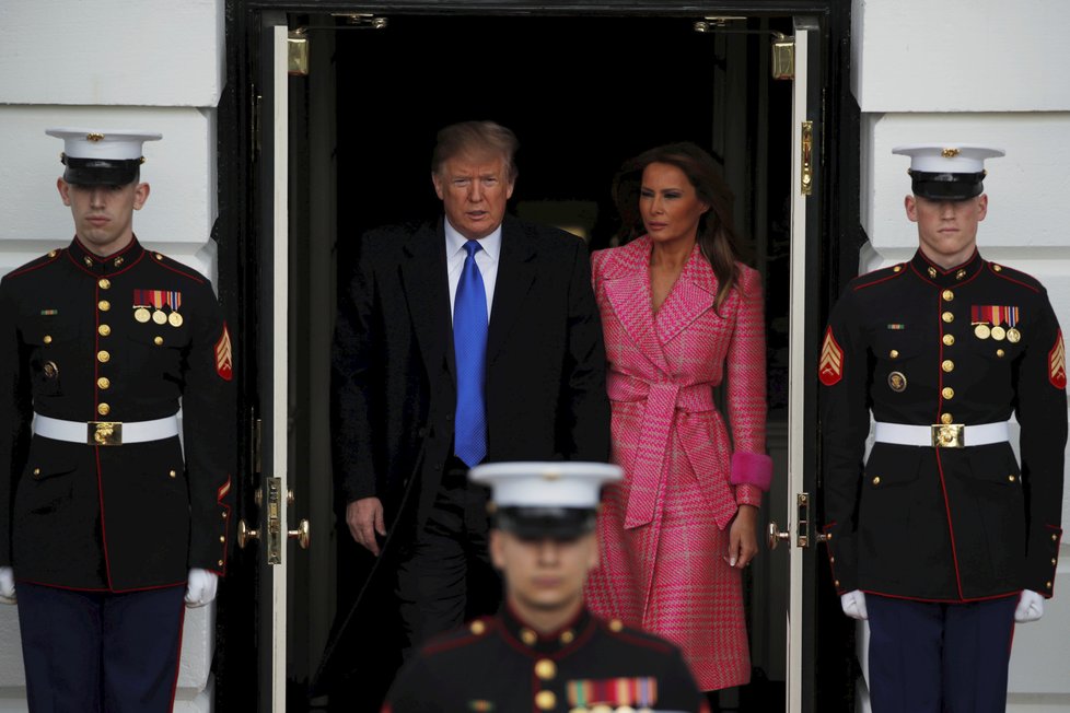 Americký prezident Trump s manželkou Melanií v Bílém domě hostil prezidenta Kolumbie Duquea a jeho ženu.