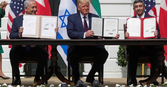 Nejen Spojené arabské emiráty a Bahrajn. Trump prý zprostředkuje mír Izraele s devíti dalšími státy