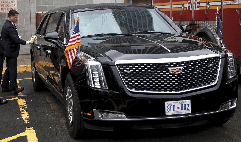 Trump v New Yorku předvedl novou prezidentskou limuzínu.