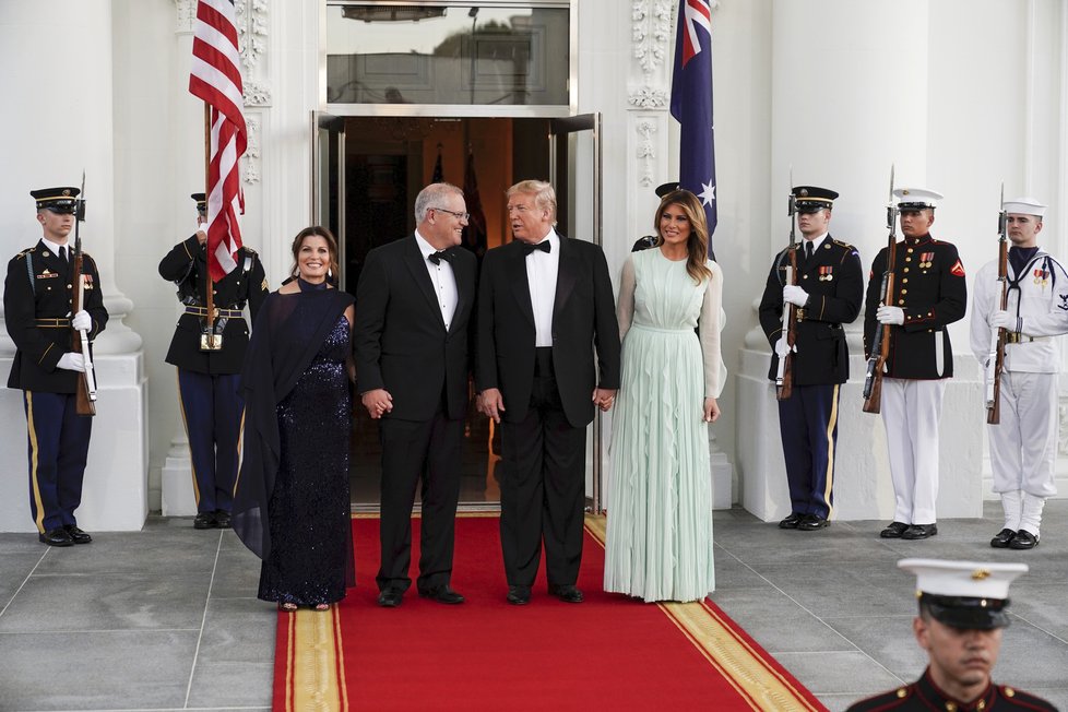 Prezident USA Donald Trump s manželkou Melanií hostil australského premiéra s manželkou Jenny.