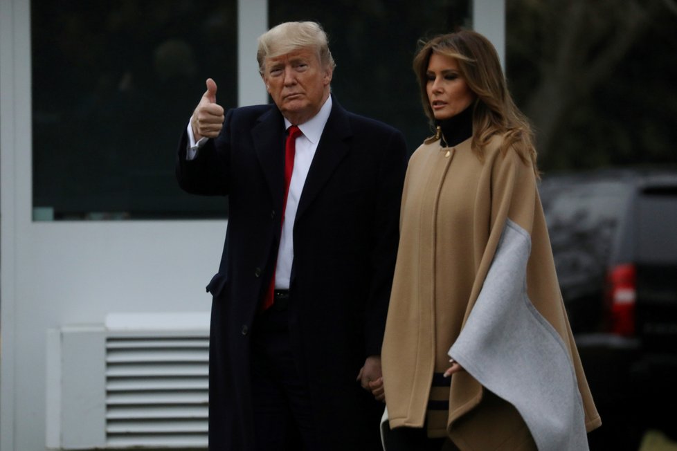 Prezident USA Donald Trump s manželkou Melanií.