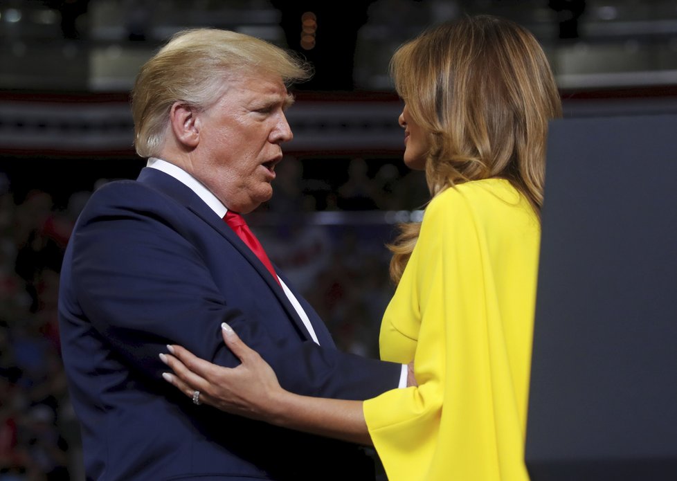 Americký prezident Donald Trump s manželkou Melanií